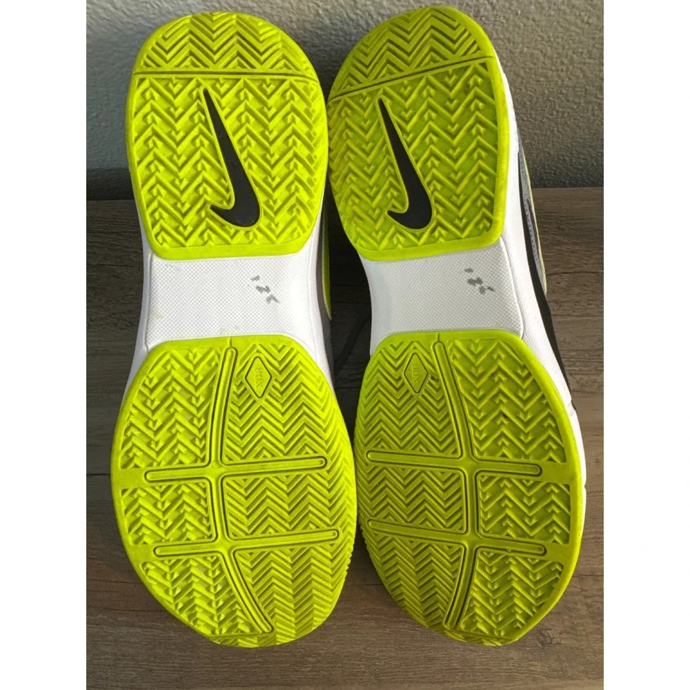 Nike Air Vapor Advantage Mens 12.5 Grey Black Volt Tennis Shoes 599359-070